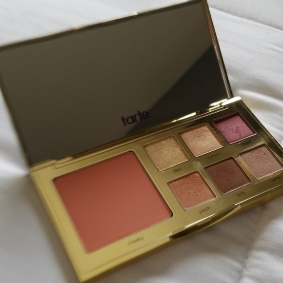 Tarte "Styled By Hrush" Palette - Picture 2 of 5